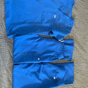 Small tall figs scrubs